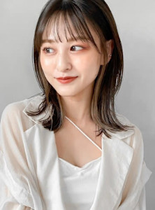 ミディアムボブスタイル