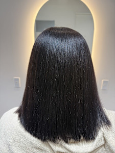 プレミアム縮毛矯正！ツヤツヤ！