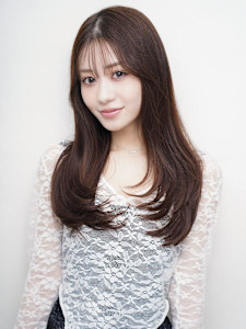 アッシュブラウン レイヤーカット 韓国ヘア 髪質改善 顔周り