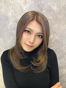 オリーブグレ／小顔に見せるヘア／ココアベージュ／黒髪カタログ