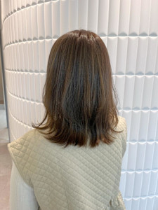 ベージュ×ロブレイヤー