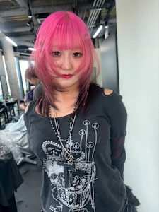 ルーツカラー　デザインカラー　ケアブリーチカラー　姫レイヤー