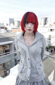 セクションカラー　ケアブリーチカラー　デザインカラー　ウルフ