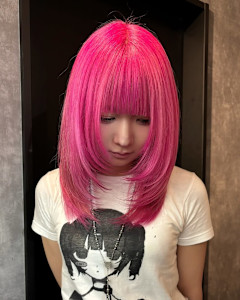 ピンクカラー　デザインカラー　ケアブリーチカラー　ウルフ