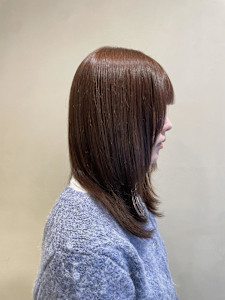 ブラウンカラー