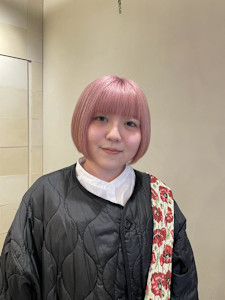 ホワイトピンク