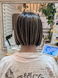 ボブ×プレイングカラー