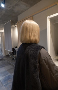 ハイトーンボブ/髪質改善/ぷつっとボブ/大人ボブ/20代