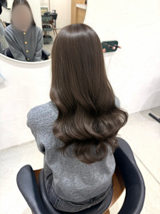 オリーブグレージュ/レイヤーカット