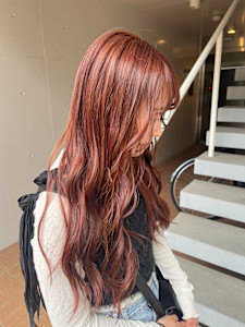 ピンクブラウンカラー