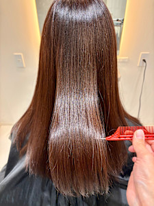 白髪染めでも◎髪質改善ヘアカラー