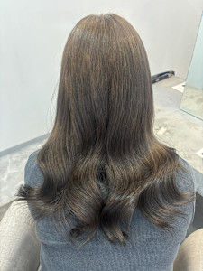 オリーブグレ／小顔に見せるヘア／ココアベージュ／黒髪カタログ