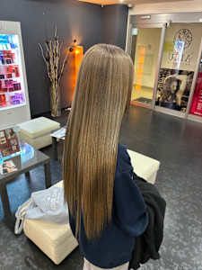 ミルクティーカラー