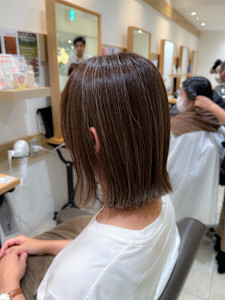 白髪ぼかし　脱白髪染め　【藤沢　藤沢駅】