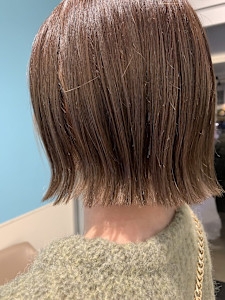 切りっぱなしボブ×インナカラー