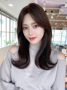 かきあげ前髪とココアブラウン！韓国巻きでゆったり可愛いヘア