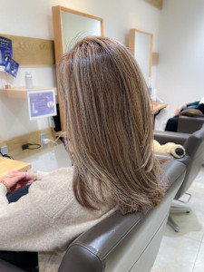 白髪ぼかし細めハイライト30代40代50代ベージュ