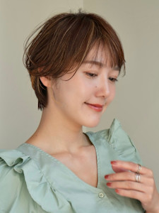 ショート・ボブ/丸顔/前髪あり/絶壁解消/40代/50代/