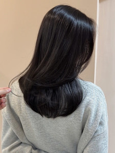 髪質改善 艶髪 顔周りカット 暗髪 アッシュ ストレート