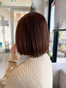 ピンクベージュ