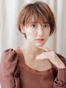 大人美人抜け感フェザーショート小顔プードルパーマ30代40代