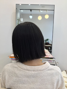 ショートボブ