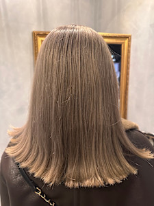 ハイトーンミルクティーベージュ