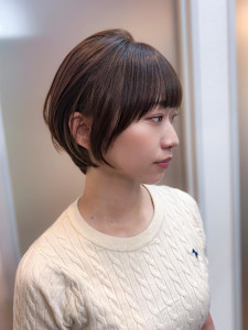 大人可愛いショートボブ/絶壁解消/前髪あり/丸みショート