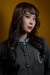 Soft Halo｜ベージュで ふっと軽く見える大人可愛く