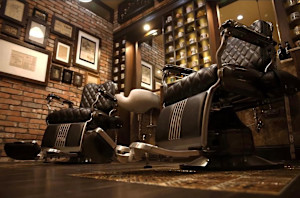 ヒロ銀座 BARBER SHOP 栄店(ヒロギンザ バーバー ショップ サカエテン)