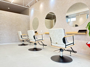 髪質改善サロンan nui 箕面萱野【アン ヌイ】(カミシツカイゼンサロン　アン　ヌイ　ミノオカヤノ)