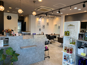 MOU HAIR(ムー ヘアー)