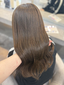 ハッシュカット/顔周りカット/ダークブラウン/シャギーカット