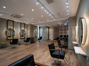 Agu hair re:s 仙台本町店【アグ ヘアー リース】(アグ ヘアー リース)