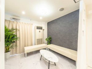 ミライズ整体院 三宮駅前院(ミライズセイタイインサンノミヤエキマエイン)