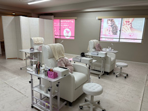 はあとねいる銀座新富町店(ハアトネイルギンザシントミチョウテン)