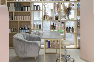 ROCCO east(ロッコイースト)