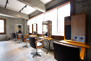 Hair Salon SERA Tokyo(ヘアサロンセラトウキョウ)