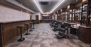 WHISKERS BARBER SHOP(ウィスカーズ バーバー ショップ)