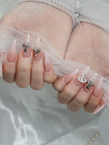 nail salon Karen~華蓮~(ネイル サロン カレン)