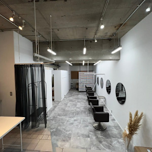 BEAUTY SALON 鏡と星 髪質改善&縮毛矯正(ビューティサロン カガミトホシ)