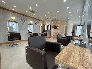 Agu hair lapereau 粉河店(アグヘアーラプロウ コカワテン)