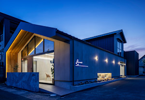 La.Mur 東脇店(ラ ミュール ヒガシワキテン)