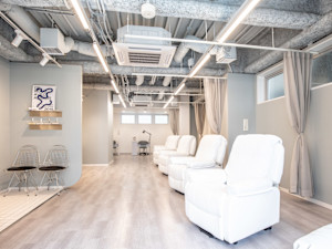 eight eyelash＆nail 横浜店 【エイト アイラッシュ アンド ネイル】(エイト アイラッシュ アンド ネイル ヨコハマテン)