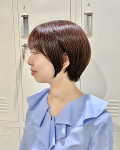 丸みショートボブ20代30代くびれショート前髪あり横浜