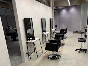 Sio.hair 2nd 縮毛矯正/髪質改善/西新2号店(シオヘアーセカンドシュクモウキョウセイカミシツカイゼンニシジンニゴウテン)