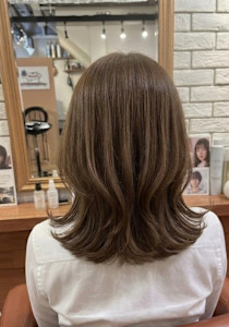 大人可愛い外ハネミディ【332スタイル】