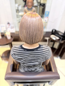 ミルクティーベージュ
