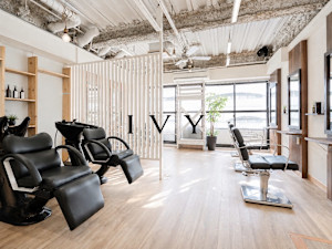 メンズサロン IVY 池袋東口駅前店(メンズサロン アイヴィー イケブクロヒガシグチエキマエテン)