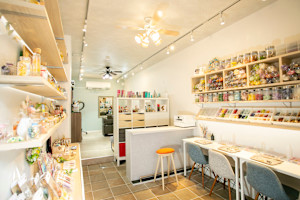 Ayatori Hair Salon(アヤトリ ヘア サロン)